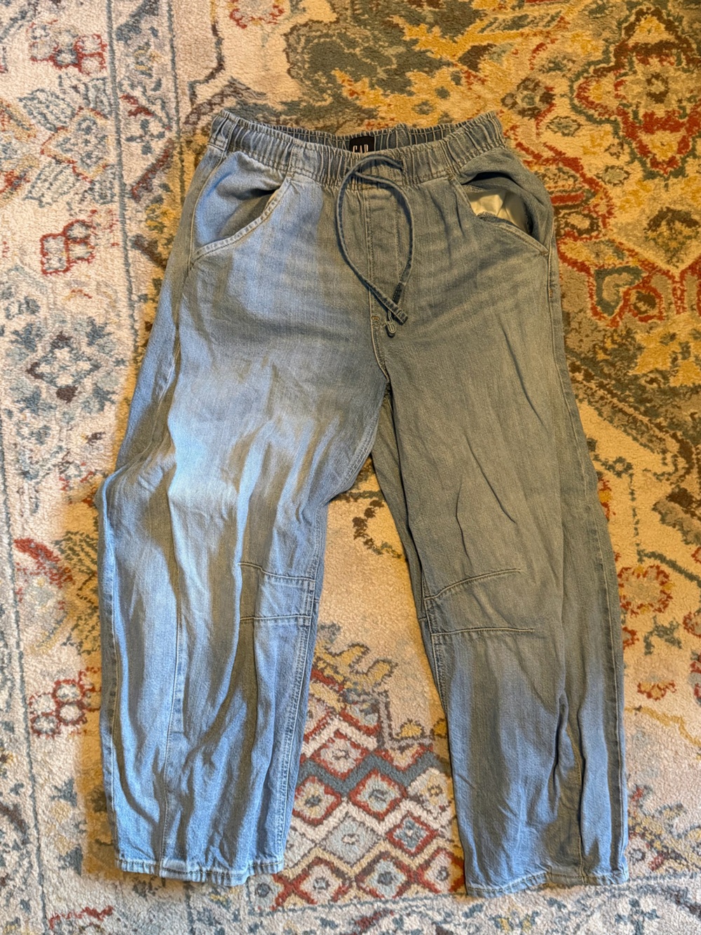 GAP Women’s Mid Rise UltraSoft Easy Horseshoe Jeans size small - Picture 2 of 4